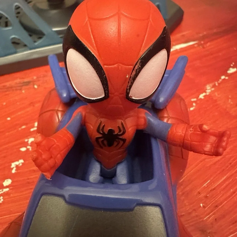 Marvel Spidey And His Amazing Friends Web Crawler HQ Playset W/ 4 Figures w/ Car